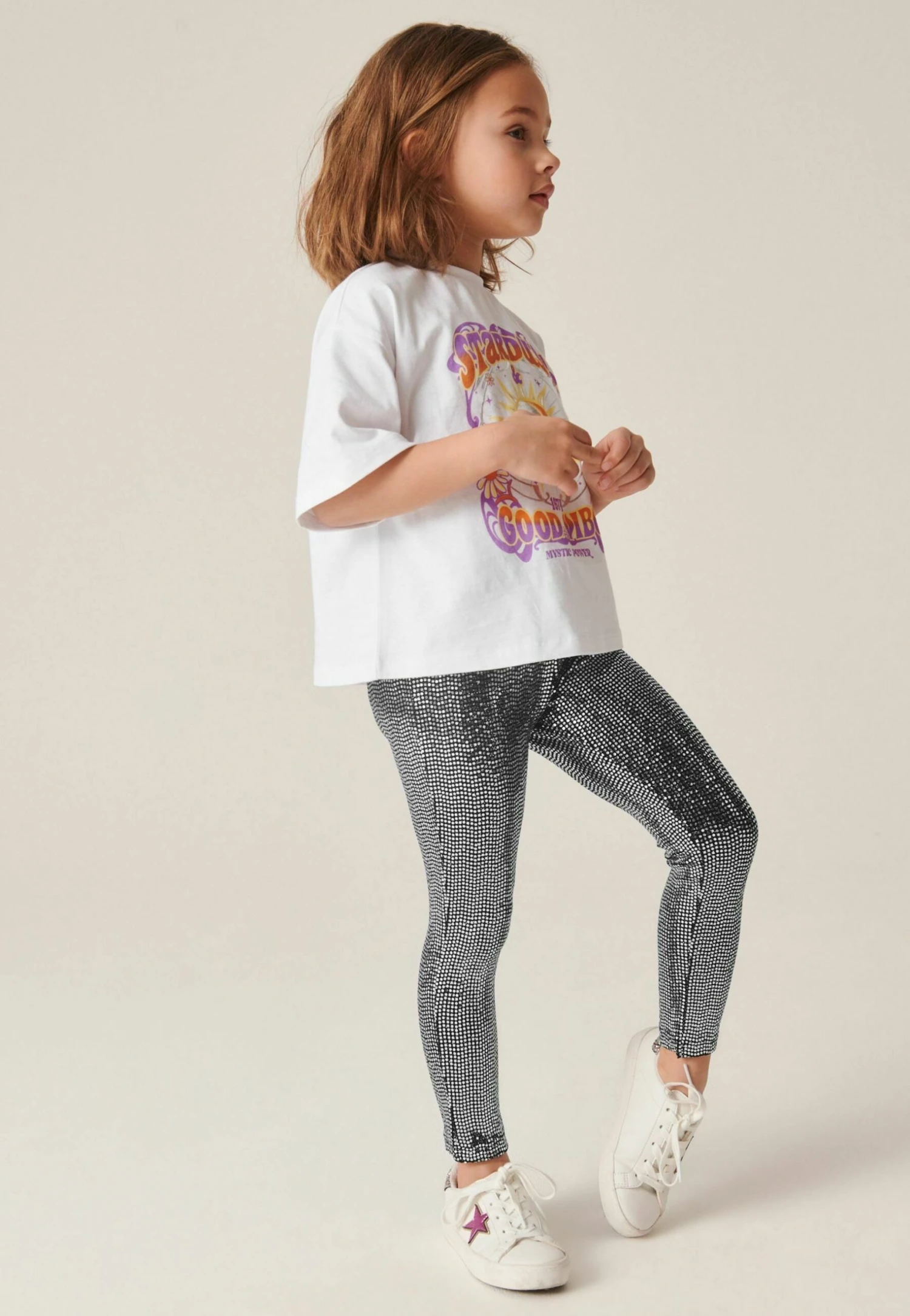 Next Silver Sparkle Set Standard - T-Shirt Print - Silver Sparkle Legging And Tshirt Set 1 Next Silver Sparkle Set Standard - T-Shirt Print - Silver Sparkle Legging And Tshirt Set