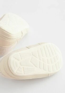Next Pram Easy Fastening Standard - Babyschoenen - Stone Natural -Next 3b70dfe1afe94c2e8793413099491adf