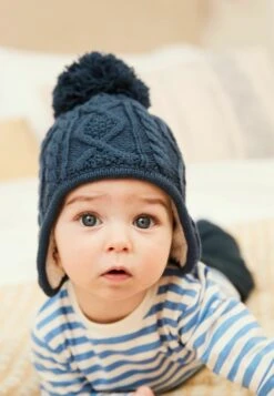 Next Knitted Trapper Standard. - Muts - Navy Blue