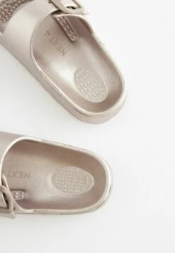 Next Double Buckle - Badslippers - Rose Gold -Next 73eb4a4570f0432e8738809c5f64836d
