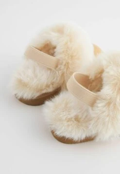 Next Standard - Pantoffels - Tan Brown Faux Fur 9 Next Standard - Pantoffels - Tan Brown Faux Fur -Next 7b3e8b707bd0479687f315fc459aa712