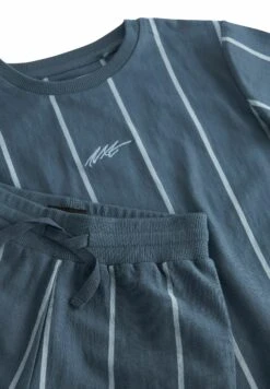 Next Vertical Stripe Set Standard - Shorts - Navy Blue -Next a0aeef7433a342c785f9dd95c2203658