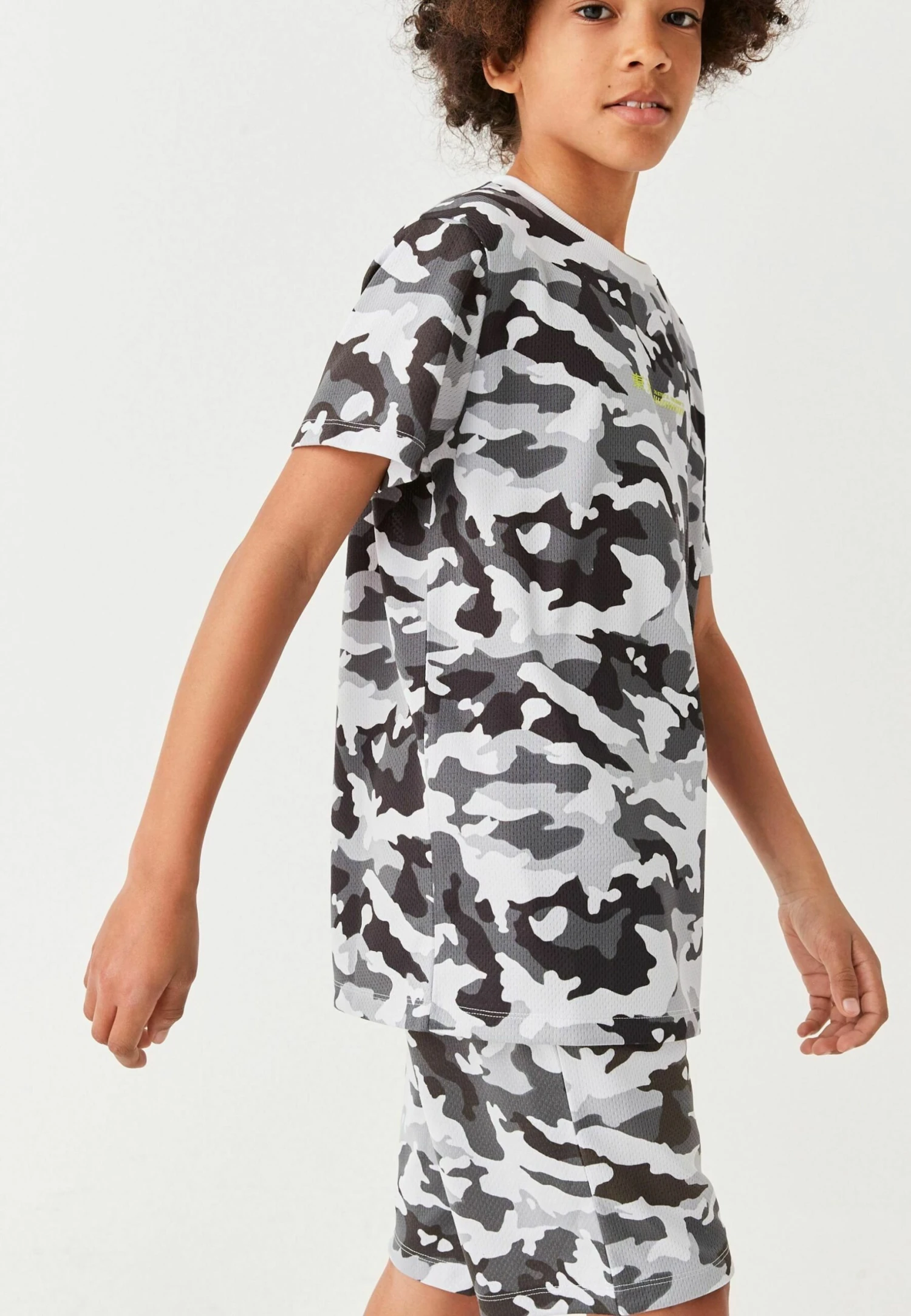 Next All Over Set- Shorts - Mono Camouflage 4 Next All Over Set- Shorts - Mono Camouflage - Afbeelding 4