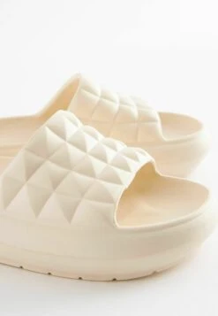 Next Standard - Badslippers - Off White -Next b69b6ccf37e74868b76c7d7d8428225c