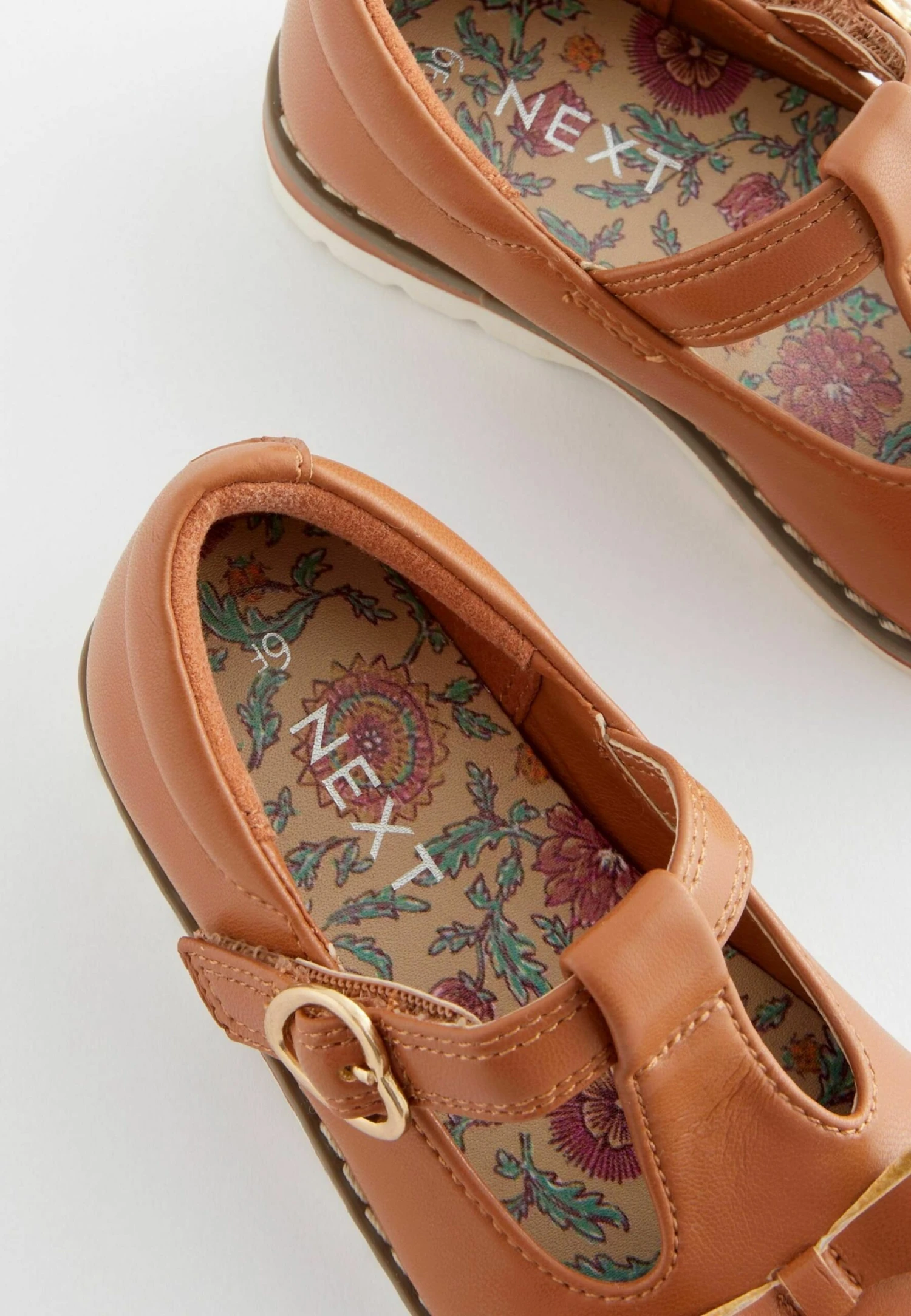 Next Bow T-Bar Standard Fit. - Babyschoenen - Tan Brown 4 Next Bow T-Bar Standard Fit. - Babyschoenen - Tan Brown - Afbeelding 4