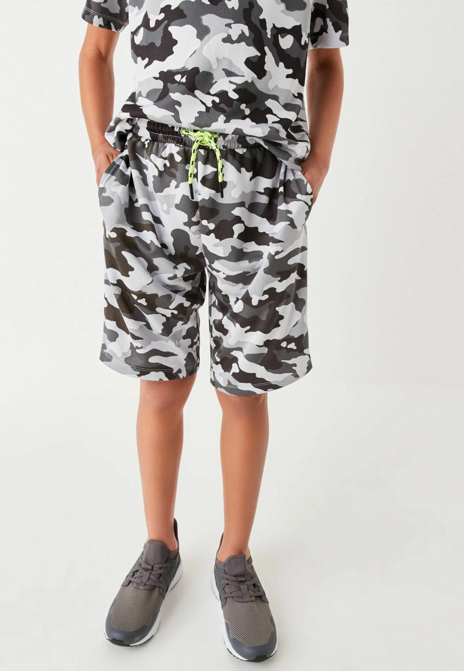 Next All Over Set- Shorts - Mono Camouflage 1 Next All Over Set- Shorts - Mono Camouflage