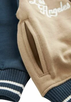 Next Varsity - Bomberjacks - Tan Navy Blue -Next f9bdb206adfc4eacb68a61e10a10beb1